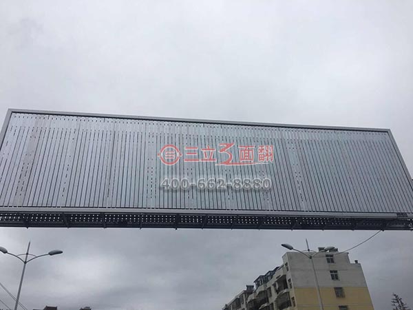 江苏省扬州市宝应县跨街龙门架三面翻广告牌案例施工图片